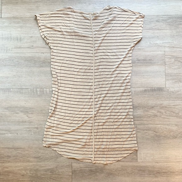 monk & lou t-shirt dress - Picture 3 of 8